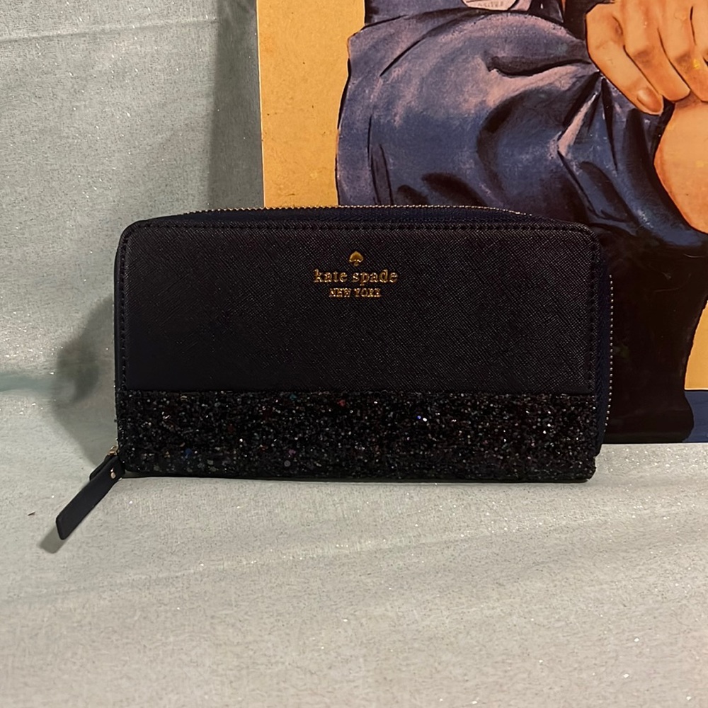 NWOT Kate Spade Wallet